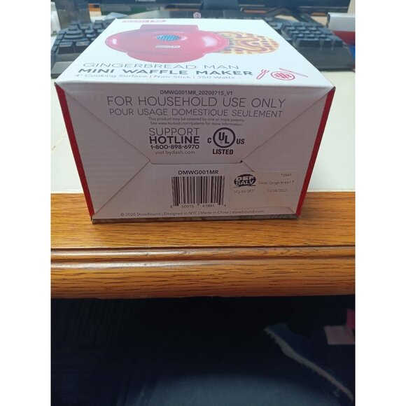 *NEW* Dash Mini 4 inch Red ginger bread man Waffle Maker Electric - Picture 5 of 5